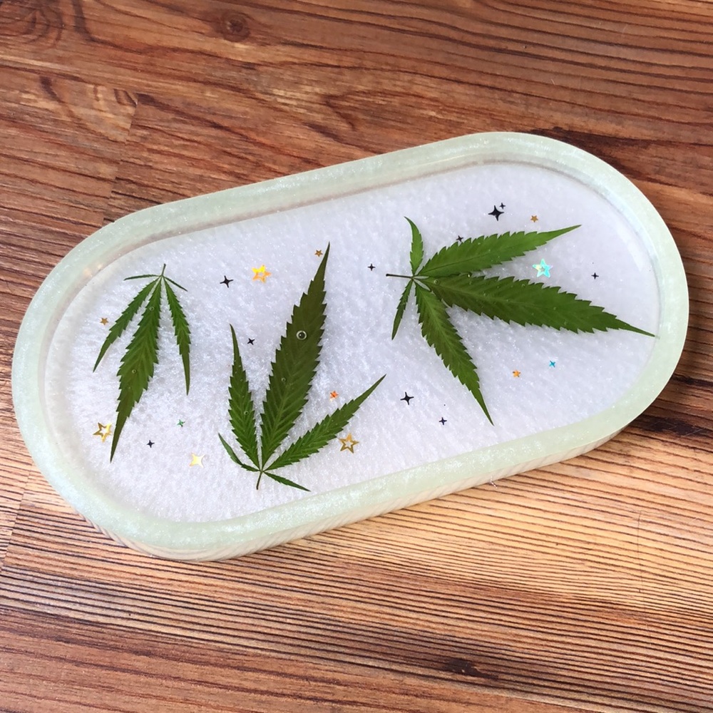 Handmade resin tray